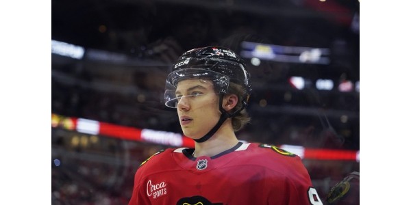 Connor Bedard anpassar sin mentalitet och börjar om med Chicago Blackhawks